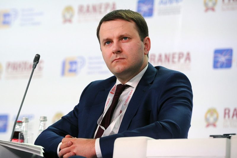 Министр экономического развития РФ Максим Орешкин в ходе рабочего визита в Самарскую область посетил бизнес-инкубатор г. Тольятти.